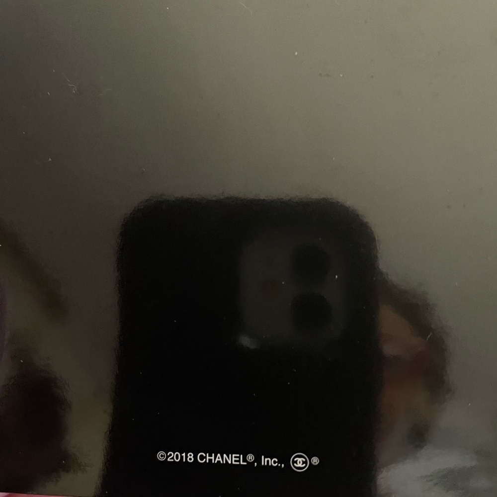 Cool authentic dior compact mirror, keychain or bag charm! Use Dior for …​​ - Picture 3 of 8